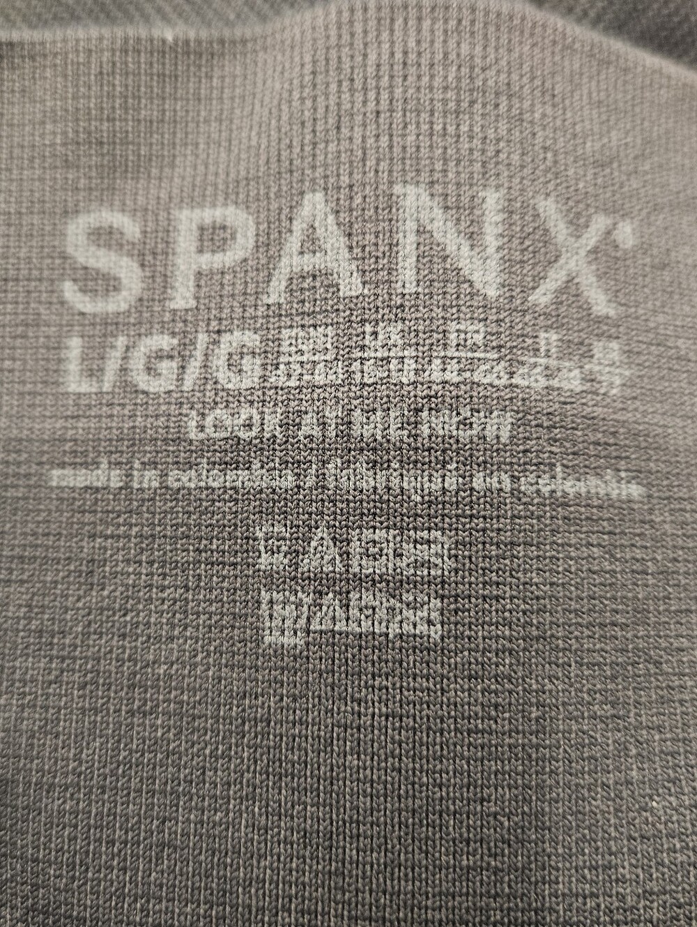 Spanx Look At Me Now Black Camo High-Waist Leggings Large Compression - Picture 3 of 5